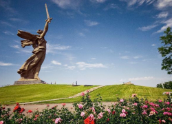 Волжане и волгоградцы ослабили позиции - "Родина-мать" и Мамаев Курган на третьем месте Волжане и волгоградцы ослабили позиции - "Родина-мать" и Мамаев Курган на третьем месте