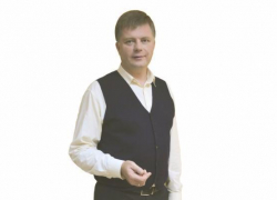 Руководитель областного благотворительного фонда Денис Землянский предстанет перед судом Руководитель областного благотворительного фонда Денис Землянский предстанет перед судом