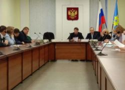 Волжские депутаты озабочены здоровьем подрастающего поколения Волжские депутаты озабочены здоровьем подрастающего поколения