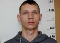 В Волжском задержали курьера, забиравшего деньги у пенсионеров В Волжском задержали курьера, забиравшего деньги у пенсионеров