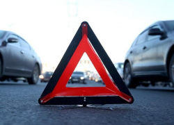 Молодая девушка пострадала в аварии в Волжском Молодая девушка пострадала в аварии в Волжском
