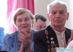 Юные волжане поздравили ветеранов с праздником Юные волжане поздравили ветеранов с праздником