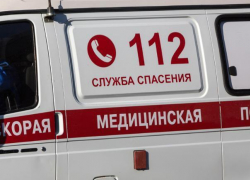 Полицейские ищут водителя, сбившего сразу двух пешеходов под Волжским Полицейские ищут водителя, сбившего сразу двух пешеходов под Волжским