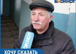 Волжане рискуют жизнью ради помощи собакам Волжане рискуют жизнью ради помощи собакам