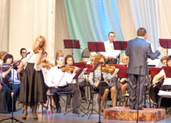Особую программу на закрытие сезона подготовили сотрудники центра "Октябрь" в Волжском Особую программу на закрытие сезона подготовили сотрудники центра "Октябрь" в Волжском