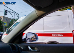 В Волжском в серьезном ДТП пострадали 2-летняя девочка и два водителя В Волжском в серьезном ДТП пострадали 2-летняя девочка и два водителя