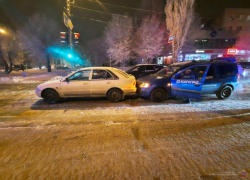 В Волжском после серьезной аварии женщину госпитализировали с травмами В Волжском после серьезной аварии женщину госпитализировали с травмами