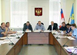 Депутаты думают, как поступить с волжанами Депутаты думают, как поступить с волжанами