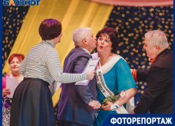 Фоторепортаж с конкурса "Супербабушка" в Волжском Фоторепортаж с конкурса "Супербабушка" в Волжском
