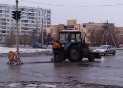 За неделю в Волжском отремонтировали почти квадратный километр дорог За неделю в Волжском отремонтировали почти квадратный километр дорог
