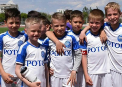 ФК «Ротор» улучшает свое финансовое положение за счет детей ФК «Ротор» улучшает свое финансовое положение за счет детей