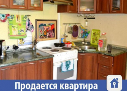 Дешево в Волжском продается однокомнатная квартира с кухонным гарнитуром Дешево в Волжском продается однокомнатная квартира с кухонным гарнитуром