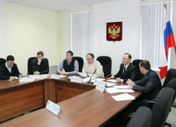 Депутаты Волжской гордумы не допустят к лицензированию управкомпании-должников Депутаты Волжской гордумы не допустят к лицензированию управкомпании-должников