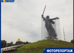 Грандиозная реконструкция статуи "Родина-мать зовет!" оставит след в истории Грандиозная реконструкция статуи "Родина-мать зовет!" оставит след в истории
