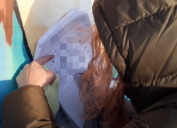 Как в Волжском собирали подписи против введения QR-кодов на выходных: видео Как в Волжском собирали подписи против введения QR-кодов на выходных: видео