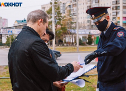 В Волжском проводят рейды по соблюдению масочного режима в общественных местах В Волжском проводят рейды по соблюдению масочного режима в общественных местах