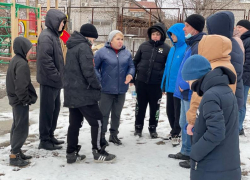 На встречу с Ириной Гусевой в Тракторозаводском районе пришли более 70 человек На встречу с Ириной Гусевой в Тракторозаводском районе пришли более 70 человек