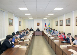 В Волжском создали комиссию по выявлению мнения населения о часовом поясе В Волжском создали комиссию по выявлению мнения населения о часовом поясе