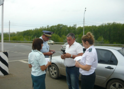 В Волгограде состоялся рейд ГИБДД при участии судебных приставов В Волгограде состоялся рейд ГИБДД при участии судебных приставов