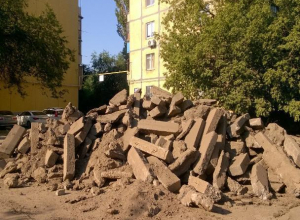 Ремонт на Советской заставил нас задохнуться в пыли, - волжанка Ремонт на Советской заставил нас задохнуться в пыли, - волжанка