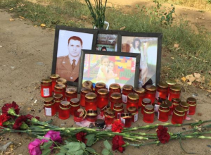 Со дня смерти семьи Перчиевых из Волжского прошло 40 дней Со дня смерти семьи Перчиевых из Волжского прошло 40 дней