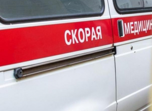 Автоледи «снесла» пенсионера на пешеходном переходе в Волжском Автоледи «снесла» пенсионера на пешеходном переходе в Волжском