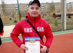 Iphone 6 выиграл школьник, подтянувшись 38 раз в Волжском Iphone 6 выиграл школьник, подтянувшись 38 раз в Волжском