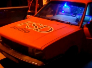 Автозвук в Волжском: любители громкой музыки «рулят» на парковке Автозвук в Волжском: любители громкой музыки «рулят» на парковке