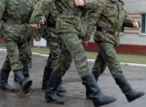 Топтать кирзу отправились 14 юношей из Волжского Топтать кирзу отправились 14 юношей из Волжского
