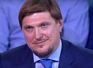 Бизнесмен из Волжского Алексей Бакулин спросил у Путина про Дональда Трампа Бизнесмен из Волжского Алексей Бакулин спросил у Путина про Дональда Трампа