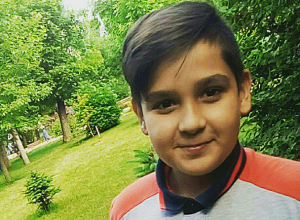 12-летний комментатор от бога записал экспрессивное видео об июньском граде в Волжском 12-летний комментатор от бога записал экспрессивное видео об июньском граде в Волжском