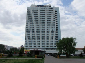 «Бег по вертикали»: 22-этажную гостиницу Волжского покорят экстремалы «Бег по вертикали»: 22-этажную гостиницу Волжского покорят экстремалы
