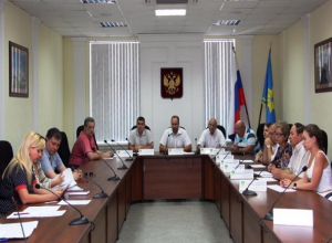 Депутаты Волжского отдали в федеральную собственность здания медсанчасти МВД и центра соцобслуживания Депутаты Волжского отдали в федеральную собственность здания медсанчасти МВД и центра соцобслуживания