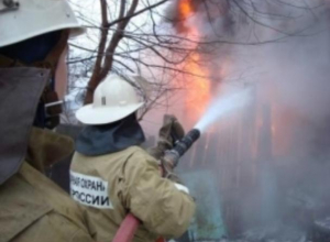 В Волжском сгорела баня из-за неисправности дымохода В Волжском сгорела баня из-за неисправности дымохода