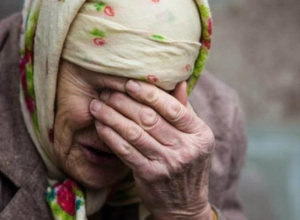 В Ленинском районе мошенник обманул пенсионерку при продаже дома В Ленинском районе мошенник обманул пенсионерку при продаже дома