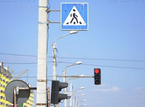 Неизвестная женщина пострадала от автомобиля, перебегая дорогу в Волжском Неизвестная женщина пострадала от автомобиля, перебегая дорогу в Волжском