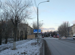 Надоевшую рекламу гостиницы наконец убрали в Волжском Надоевшую рекламу гостиницы наконец убрали в Волжском