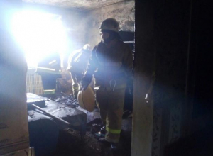 В Волжском за сутки горели три жилых дома В Волжском за сутки горели три жилых дома