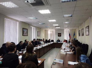 После долгих прений депутаты все-таки приняли бюджет 2017 в Волжском После долгих прений депутаты все-таки приняли бюджет 2017 в Волжском
