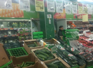 В «Карусели» самые дешевые и самые дорогие огурцы в Волжском В «Карусели» самые дешевые и самые дорогие огурцы в Волжском