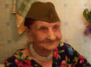 В Волжском с Днем Победы поздравили отважную связистку Надежду Шустову В Волжском с Днем Победы поздравили отважную связистку Надежду Шустову