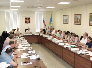 Бедные единороссы Волжского попросили не давить на них в вопросе пенсии Бедные единороссы Волжского попросили не давить на них в вопросе пенсии