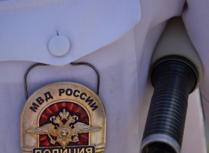 У волжанки украли 112 тысяч рублей у уличного киоска У волжанки украли 112 тысяч рублей у уличного киоска