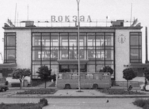 Январь в истории Волжского: построили первый каменный дом, начал действовать вокзал Январь в истории Волжского: построили первый каменный дом, начал действовать вокзал