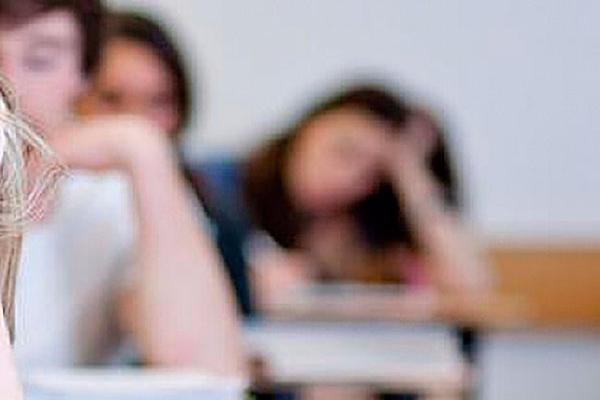 В Волжском ищут пропавшую 17-летнюю студентку В Волжском ищут пропавшую 17-летнюю студентку