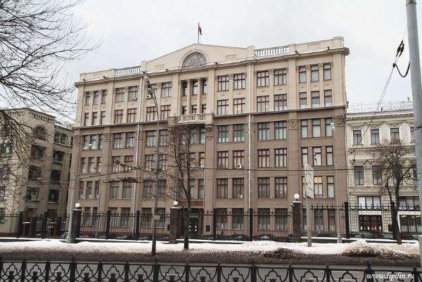 В Москве около ста дальнобойщиков встретятся с депутатами Госдумы В Москве около ста дальнобойщиков встретятся с депутатами Госдумы