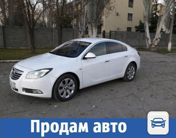В Волжском продают белоснежный Opel В Волжском продают белоснежный Opel