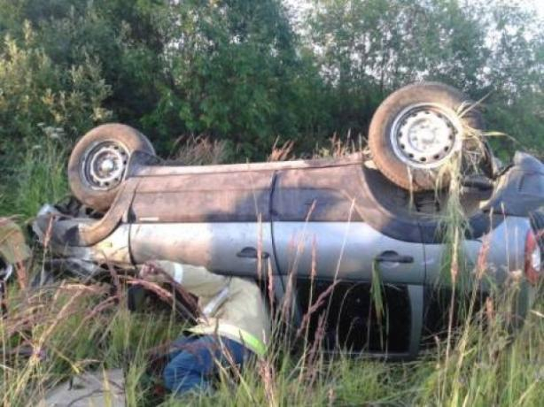 В страшном ДТП скончался пассажир опрокинувшейся «Нивы» В страшном ДТП скончался пассажир опрокинувшейся «Нивы»