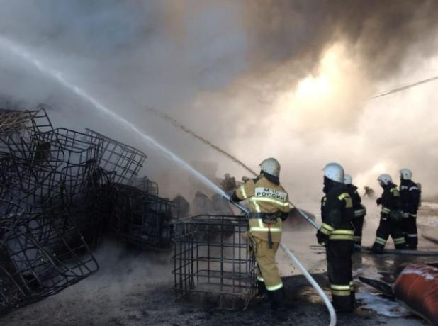 В Ленинске в бане сгорел мужчина В Ленинске в бане сгорел мужчина