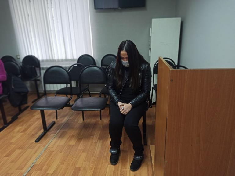 В Волгограде суд назначил ограничения для сестры убийцы из-за конфликта в родительском чате В Волгограде суд назначил ограничения для сестры убийцы из-за конфликта в родительском чате